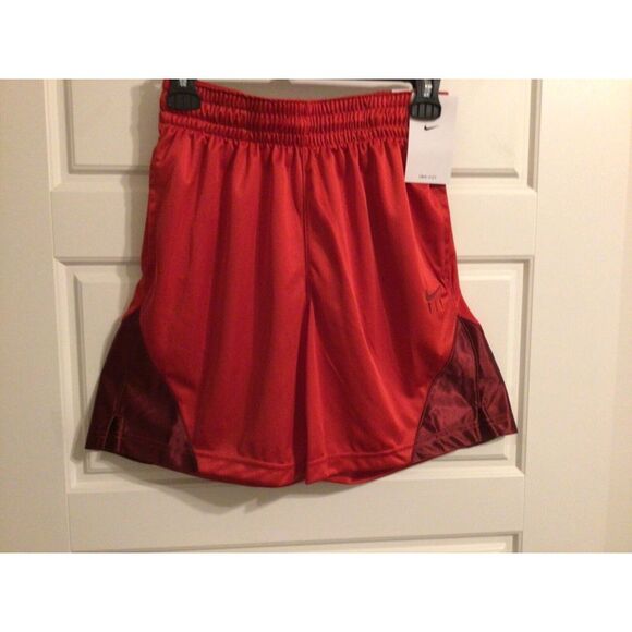 Nike Women's iSoFly Dri-Fit Basketball Shorts Size XS NEW DH7363-658‎ Red - Picture 1 of 2